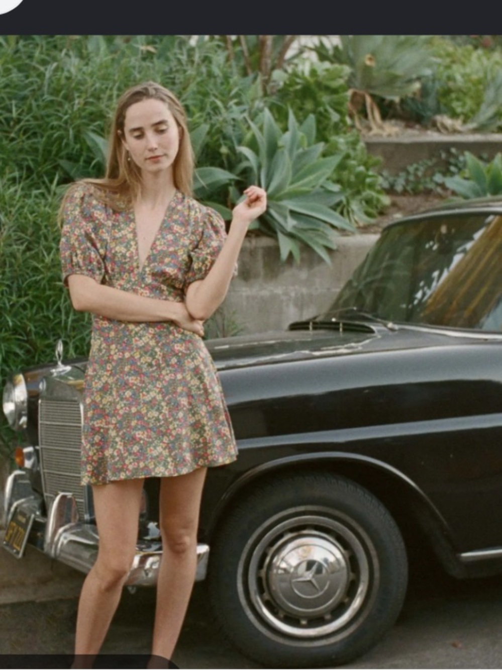 Doen floral Emilia mini dress.